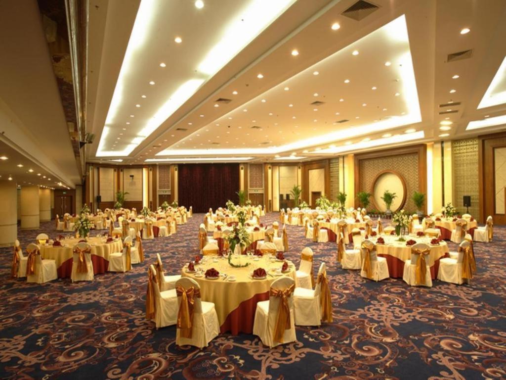 Capital Hotel Pekin Zewnętrze zdjęcie